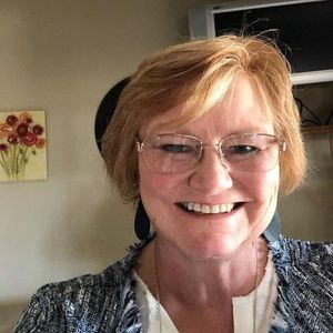 Meet your Posher, Bobbi